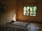Снимки из самостоятельной поездки в Индокитай: бывшая тюрьма "Пномпень Хилтон"