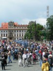 Поездка в Чехию: на фотографии смена караула в Пражском Граде