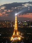 Фотографии Эйфелевой башни в подсветке: парижские фото