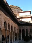 Дворец Альгамбра: внутренний дворик
